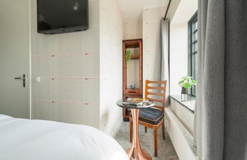 Centrum Apartment | Freshly Renovated Stay W Kitchen And Bathroom
