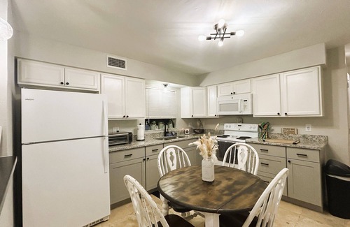 Fort Myers Shores Villa | Freshly Updated Family Friendly, Waterfront Home