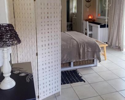 Greater Johannesburg Metropolitan Area Apartment | Freyja's Place - Private cottage sleeps 2 perfect for work or play