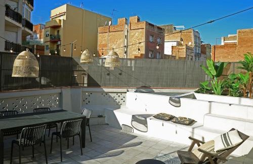 Collblanc y La Torrassa House | Fridays Flats Onix House