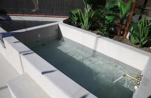 Collblanc y La Torrassa House | Fridays Flats Onix House