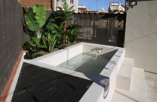 Collblanc y La Torrassa House | Fridays Flats Onix House