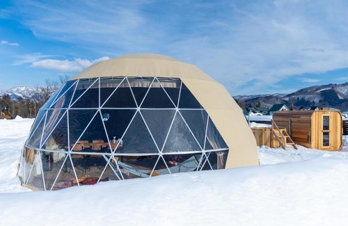 Hakuba Hotel | From P