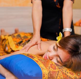 Karawang Hotel | Front One Akshaya Hotel Karawang