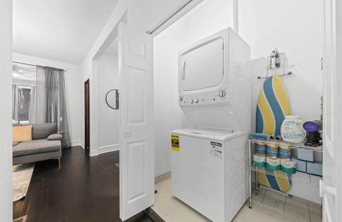 West Town Apartment | FRONTDESK Amazing 1 BR Apt in Wicker Park