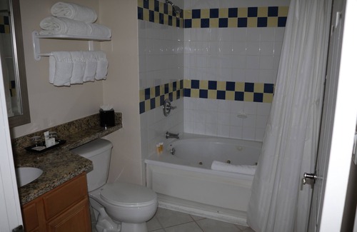 Paradise Island Resort | Full access to Atlantis water park