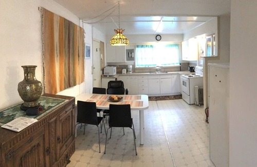 Lillooet House | Full House 2 bed, 1 bath, fenced yard - River-front Retreat in Lillooet B.C.