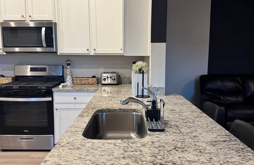 Southeast Houston House | Full House - Close to HOU, NRG & Med Center!