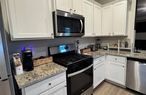 Southeast Houston House | Full House - Close to HOU, NRG & Med Center!