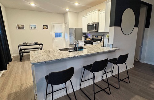 Southeast Houston House | Full House - Close to HOU, NRG & Med Center!