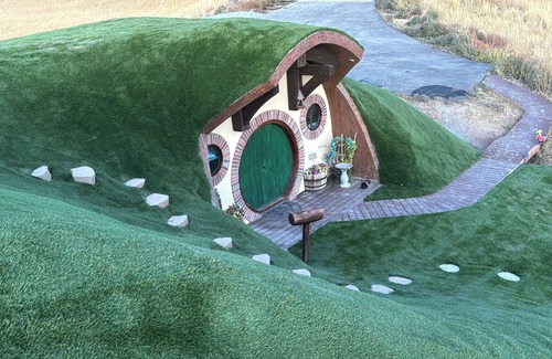 Preston House | Full-sized Hobbit House. Fantasy setting with modern comforts