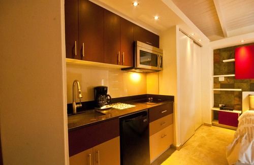 Pelican Key Apartment | Full Studio Appartment, in Top Location walking distance