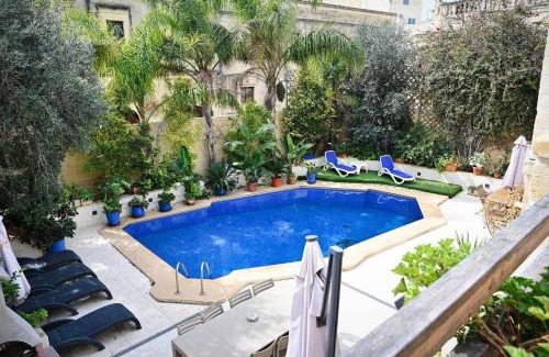 Xewkija House | Fully-Detached Pool-House 'il-Holma' in Gozo Central