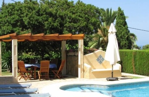Javea House | Fully detached, single family home with own pool in a large garden