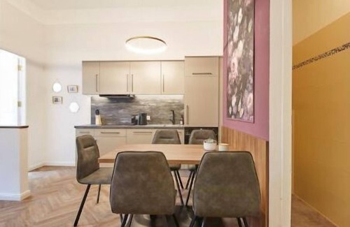 Thurygrund House | Fully equipped design apartment close to Subway