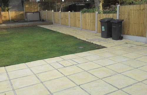 Bournemouth House | Fully furnished 3 Bedroom family home with large child friendly enclosed garden.