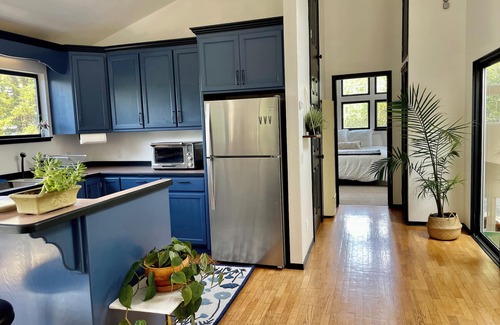 Sebastopol Condo | Fully furnished, 30-day min./Light-Filled Apartment in Sebastopol