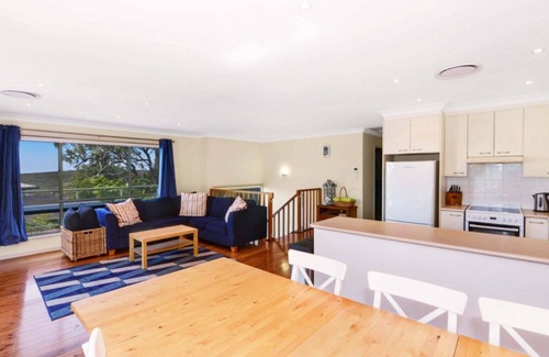 Macmasters Beach House | Fun in the Sun - Family Friendly