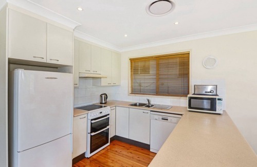 Macmasters Beach House | Fun in the Sun - Family Friendly