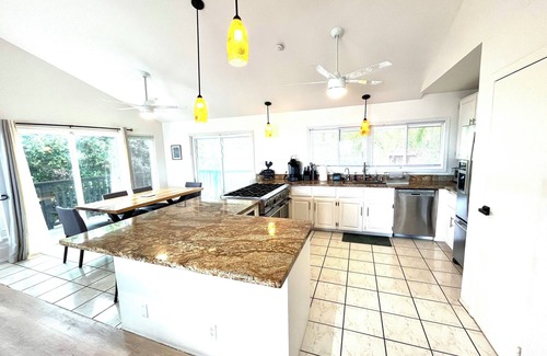 Makaha House | Furnished Oceanfront Home, 30 Day Rental, Inquire for Specific Dates