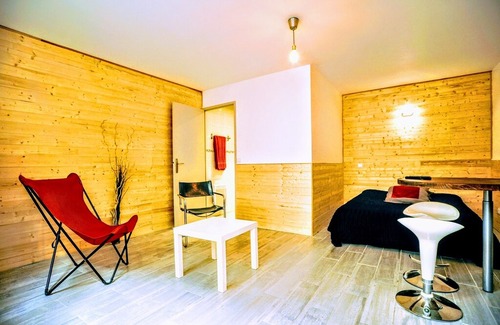 1st Arrondissement Apartment | FURNISHED STUDIO RESIDENCE OF CHARACTER