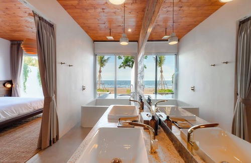 Pak Nam Pran Hotel | Furusato Shack