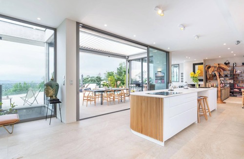 Saint-Didier-au-Mont-d'Or Villa | Futuriste - Exceptional residence with panoramic view