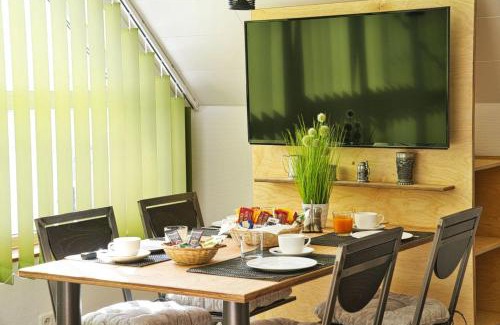 Hoesbach Bed & Breakfast | Gästehäuschen-Hösbach
