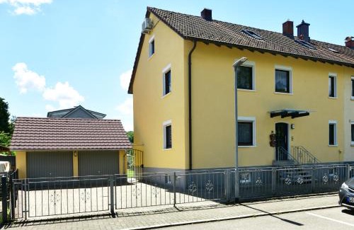Schopfheim House | Gästehaus in Schopfheim, 20 km zur Schweiz-Basel, direkte S-Bahnverbindung