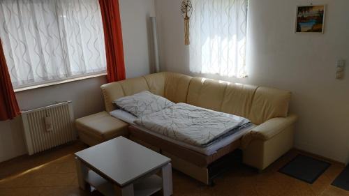 Oberhavel House | Gästehaus mit 3 separaten Schlafbereichen, Terrasse und Carport