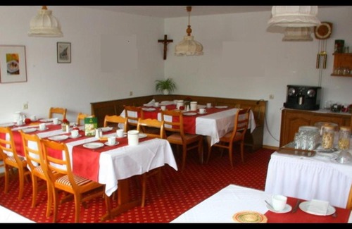 Endingen am Kaiserstuhl House | Gästehaus Trahasch im Adelshof