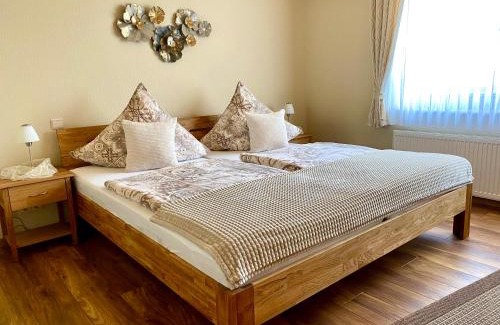 Kottelbach Bed & Breakfast | Gästezimmer Engels, Zwei Doppelzimmer, Nähe Nürburgring