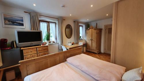 Vogtareuth Apartment | Gästezimmer Vogtareuth Rinser