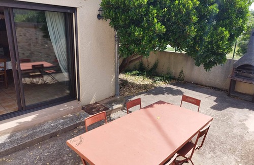 Lagrasse Apartment | Gîte 1332 - Château Villemagne