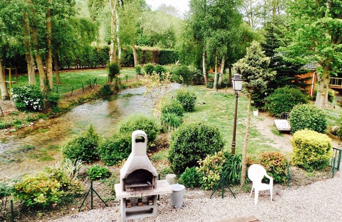 Colleville Cottage | Gîte au fil de l'eau 12 14 personnes