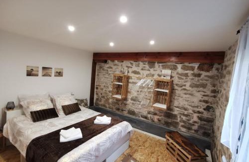 Chamboulive House | Gîte Corrézien 3 pers. Piscine chauffée