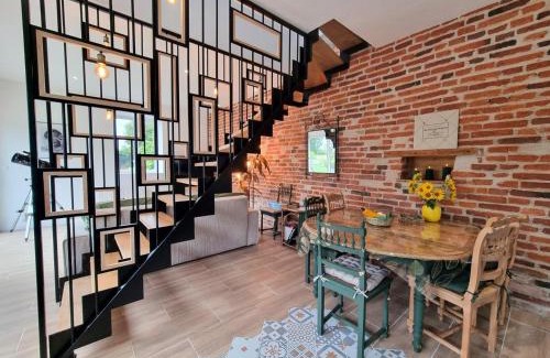 Precieux House | Gîte de charme pour 5 pers. avec terrasse privative dans la Loire - FR-1-496-375