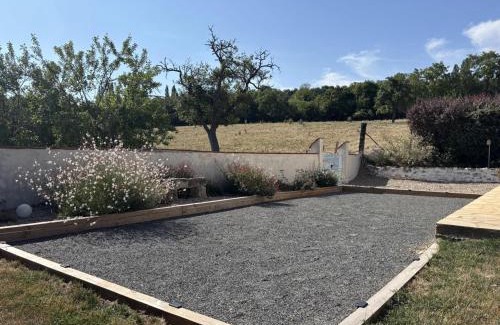 Bellenaves House | Gîte de charme au vert avec animaux admis - FR-1-489-595