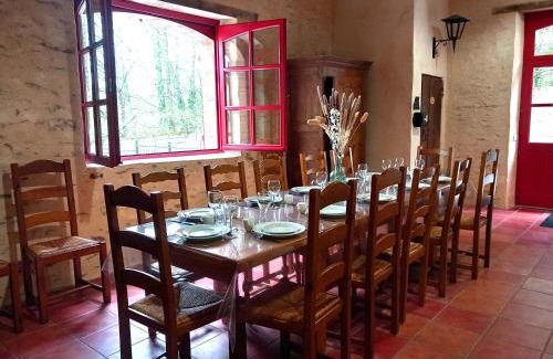 Rocheserviere House | Gîte de charme avec Spa & Piscine 12 pers à Rocheservière