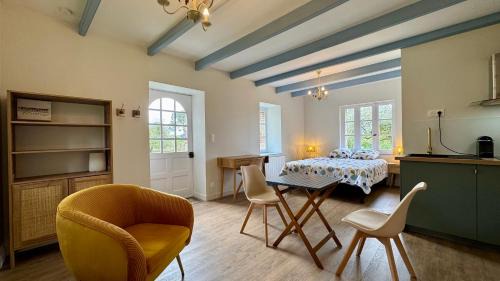 Berric House | Gîte de couple Cosy avec vue sur Château Trémohar - Golfe du Morbihan, 20 min de Vannes