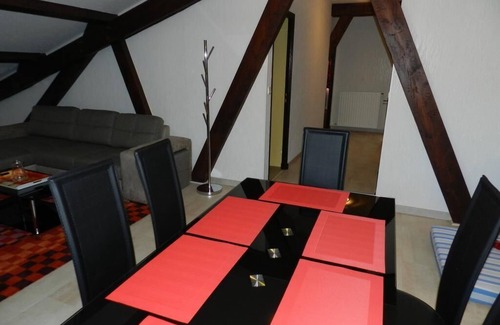 Ternand House | Gîte du Domaine des Pierres Dorées