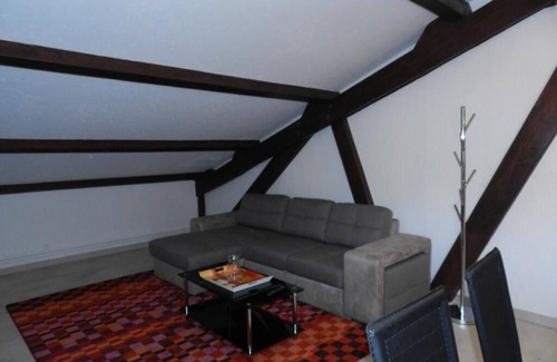 Ternand House | Gîte du Domaine des Pierres Dorées