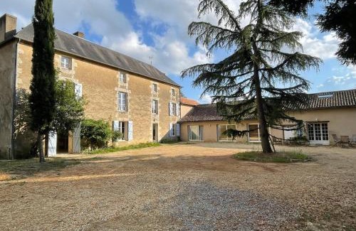 Nouaille-Maupertuis House | Gîte du Grand Bourneau