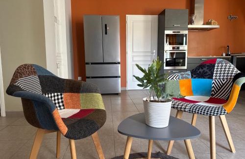 Airvault House | Gîte du Puits Olivier 10 personne chaleureux 3 étoiles