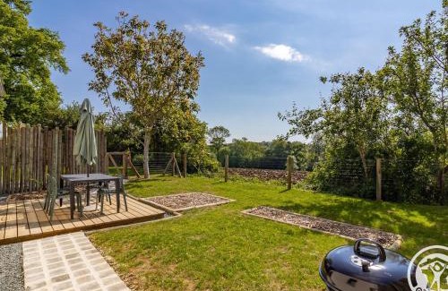 Saint-Christophe-la-Couperie House | Gîte moderne avec jardin clos et animaux admis près de Nantes et Angers - FR-1-622-108