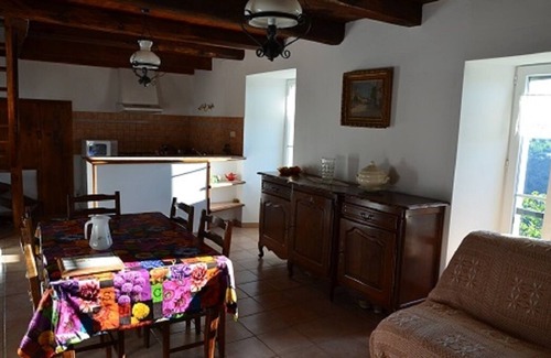 Navas House | Gîte in the heart of the Lozère Cévennes