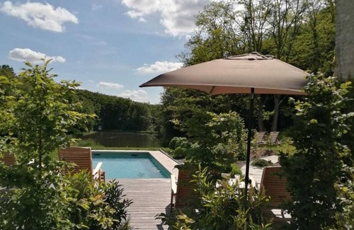 Chalais Cottage | Gîte "L'Abloux" du Ris de Feu de 160 ha avec Piscine chauffée, Spa et Sauna