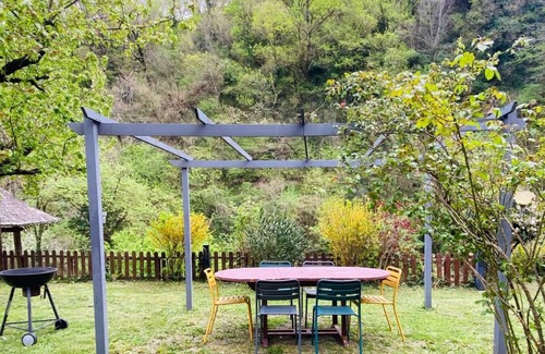 Rochessauve House | Gîte l'Ardèche en Bord de Rivière avec Cascade - Domaine au Ch'ti Ardéchois
