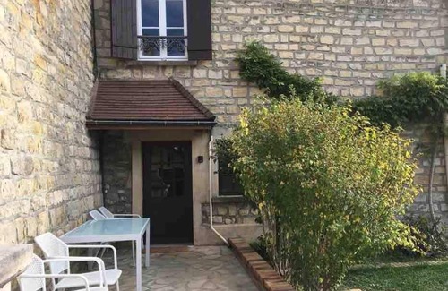 Auvers-sur-Oise Apartment | Gîte La Maisonnette à Auvers-sur-Oise