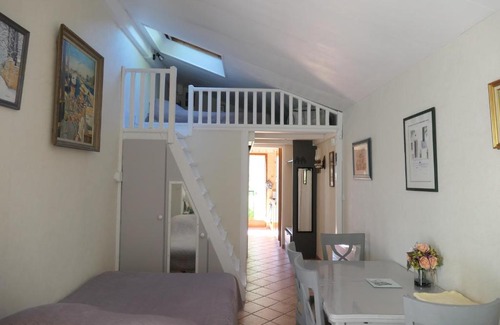 Crecy-en-Brie House | Gîte Les Iris